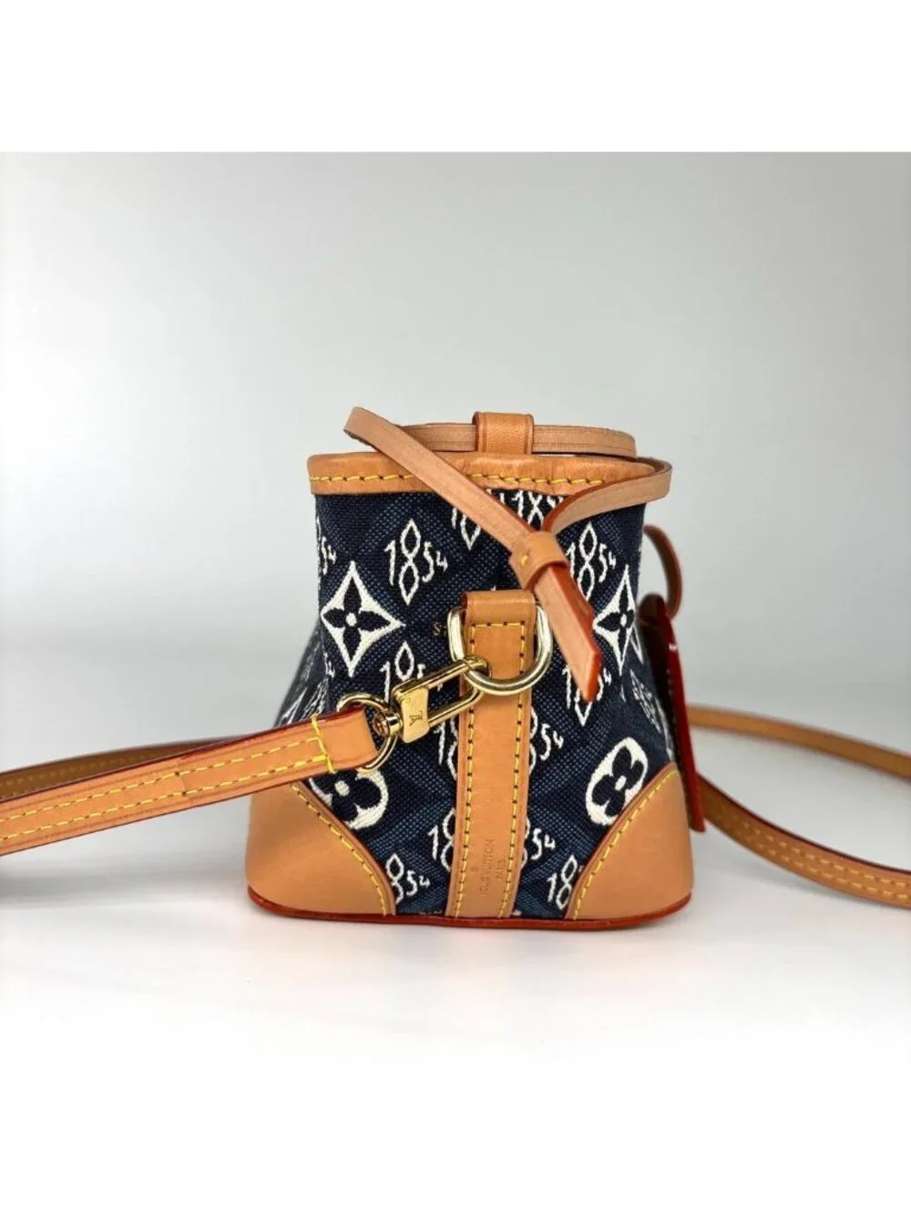Louis Vuitton Noe Perth Shoulder